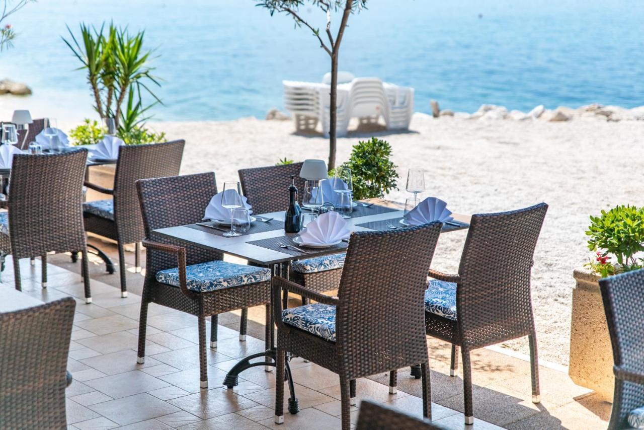 Pansion Amigos Hotel Podstrana Ngoại thất bức ảnh