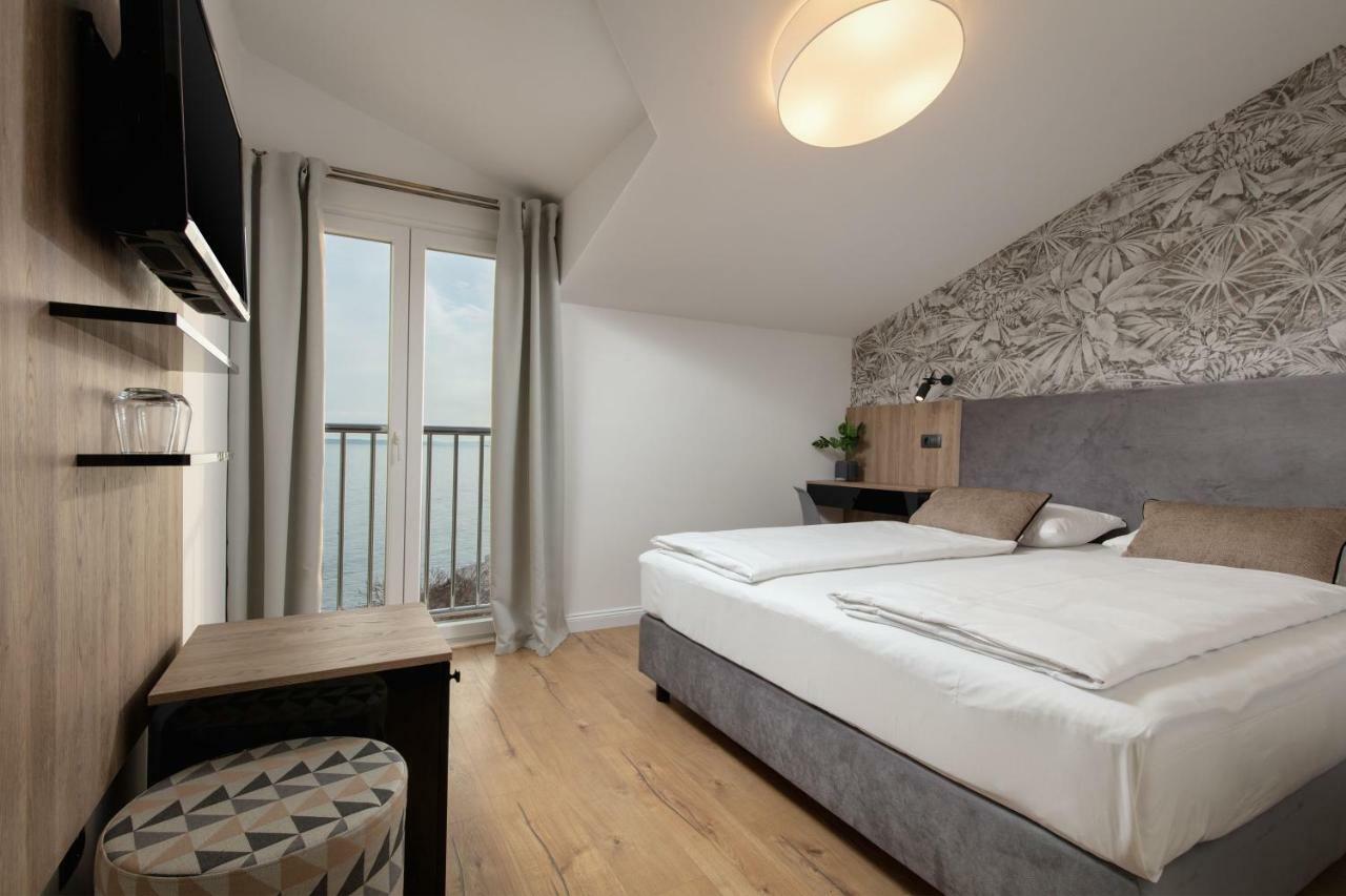 Pansion Amigos Hotel Podstrana Ngoại thất bức ảnh